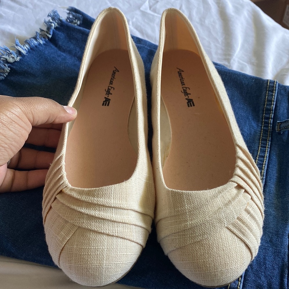 Unused American Eagle Flats